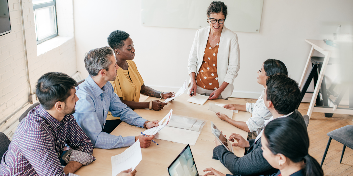 How to Be Persuasive: 10 Techniques for Powerful Speeches